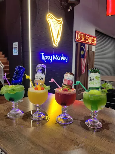 Tipsy Monkey Sutera drinks