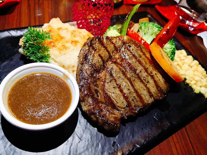 Whisky House Johor Bahru steak