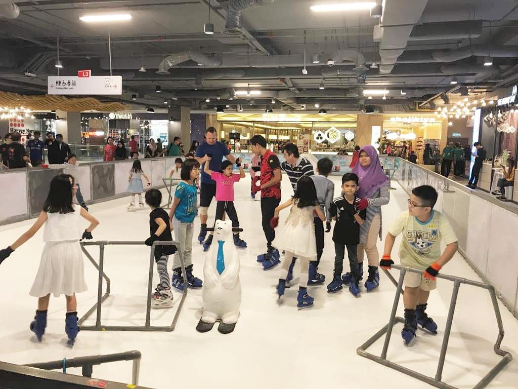 Sunway Velocity Mall Kuala Lumpur ice skating