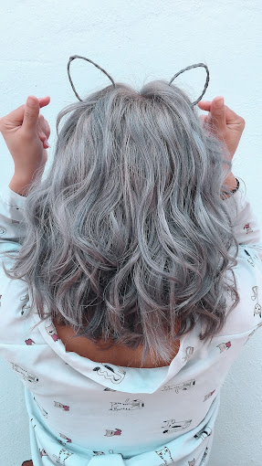 Mode Hair Salon customer