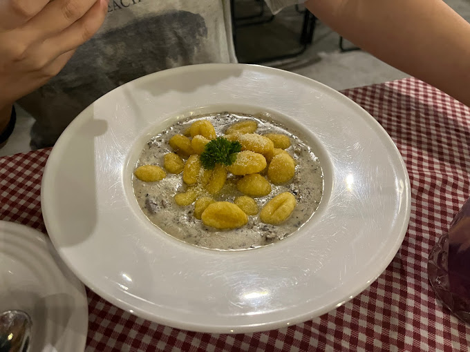 Jalan Wong Ah Fook food_Fried Gnocchi with Truffle Cream Sauce food