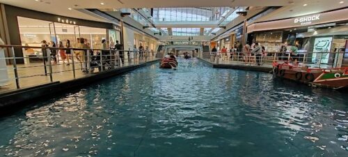 The Shoppes at Marina Bay Sands River Walk shopping malls Singapore 
