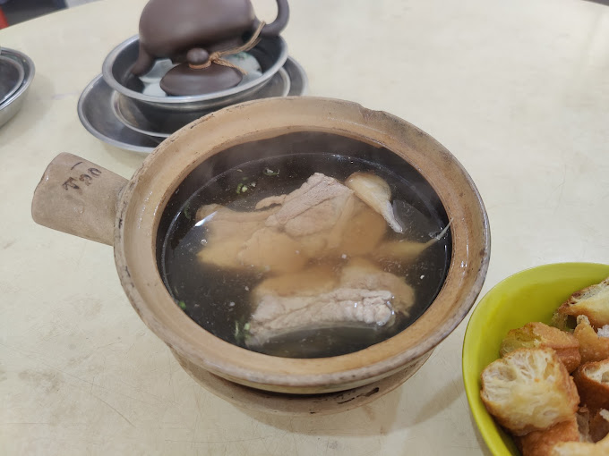 Heng Heng Bakkutteh soup