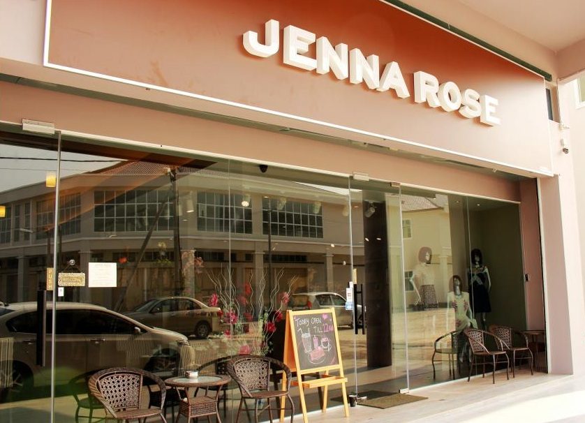 Jenna Rose Designer Boutique. Coffee & Cakes Muar