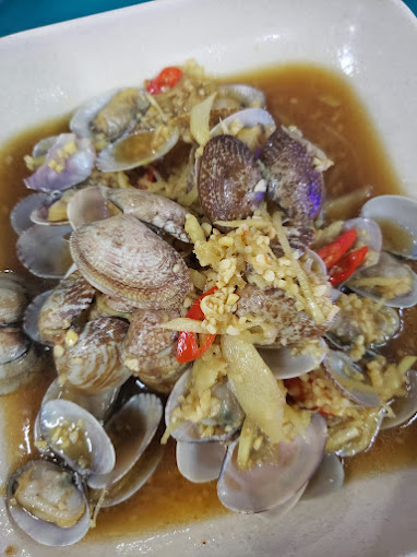 Malacca_Monterios Portuguese Seafood Stall La La