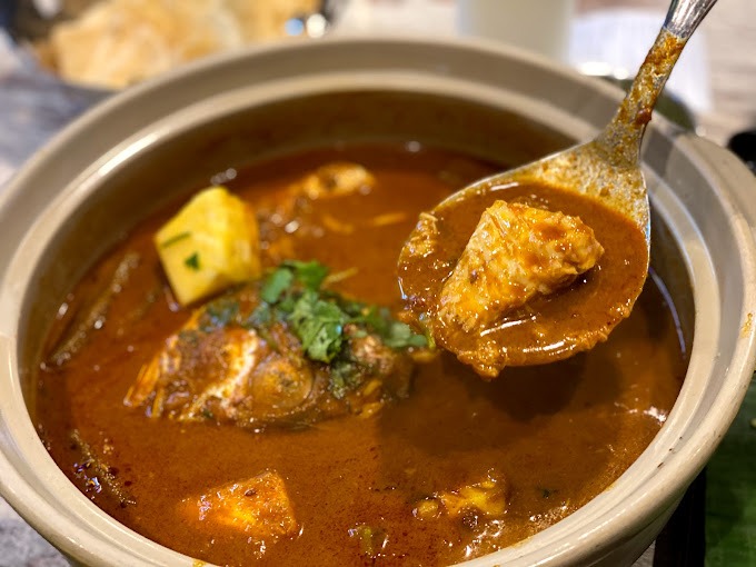 Muthu's Curry Singapore food_gravy sauce