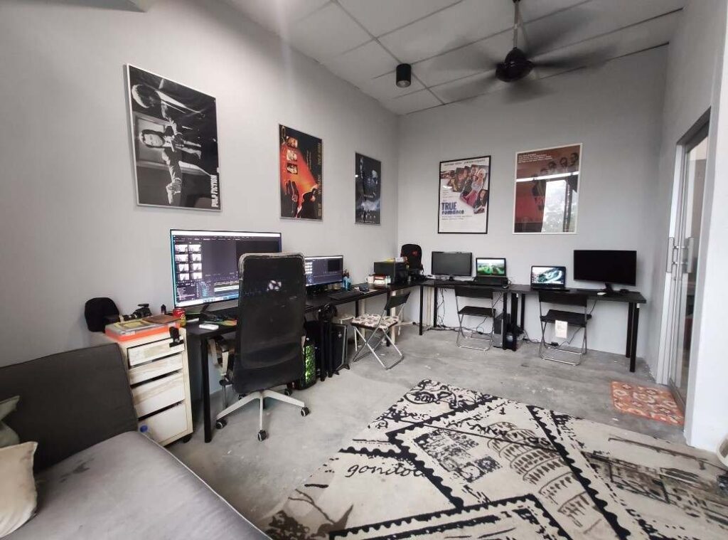 The Empire Studio - Studio