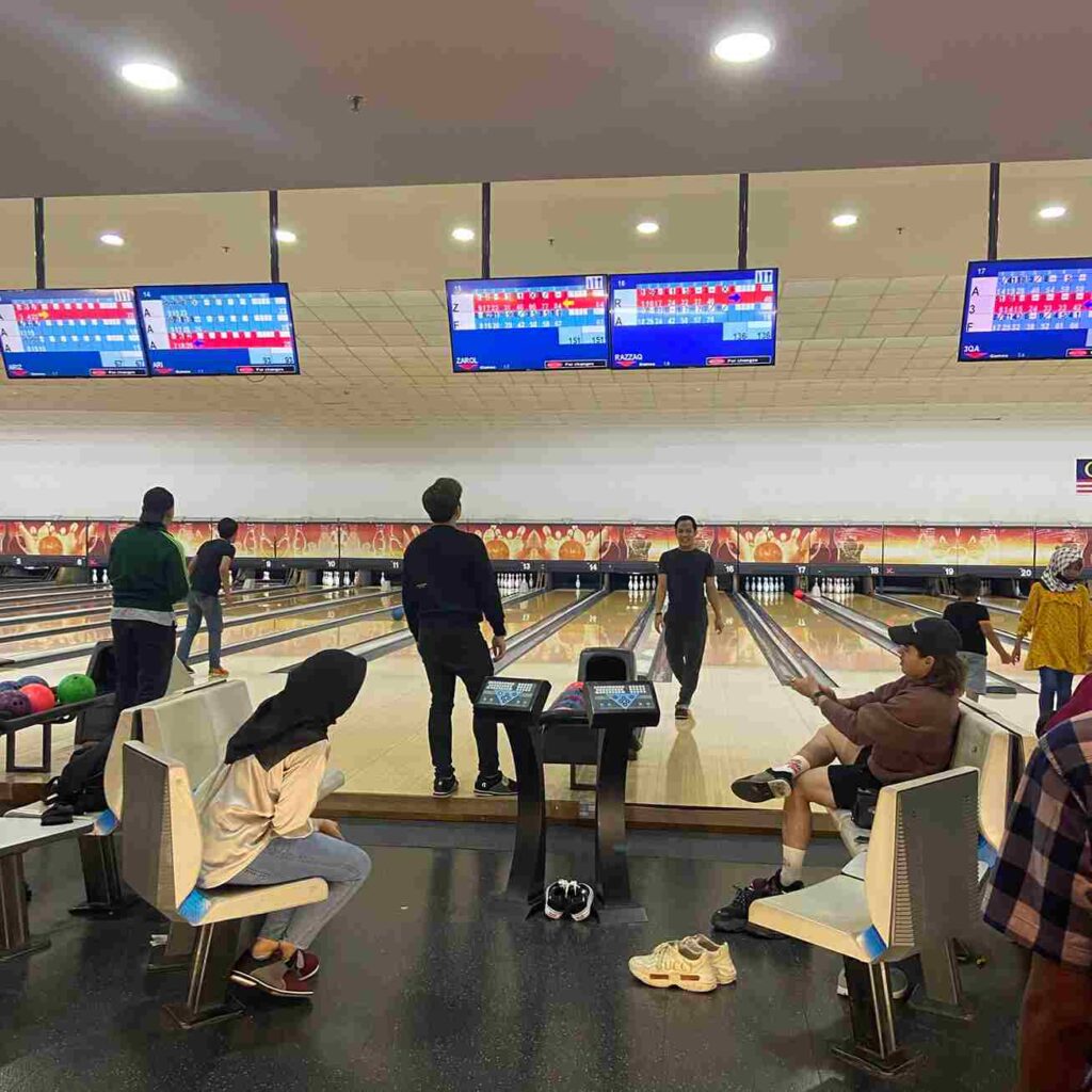 Ampang SuperBowl Times Square interior