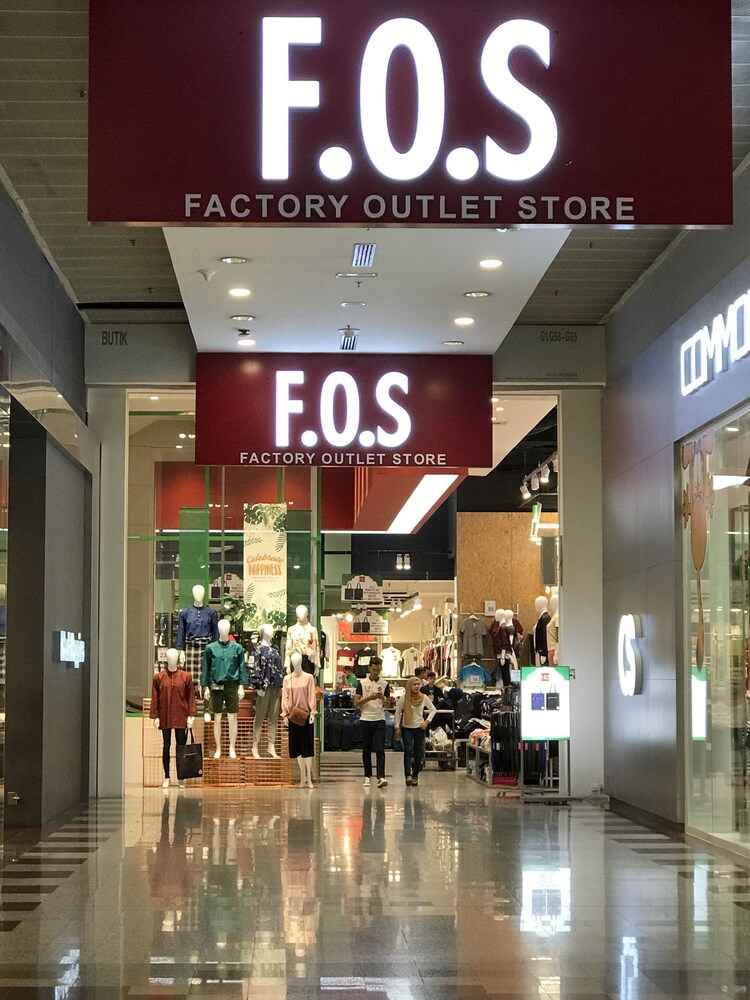 F.O.S Factory Outlet Store Berjaya Times Square exterior