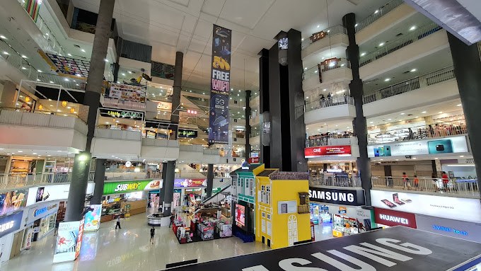 Prangin Mall Penang vibe