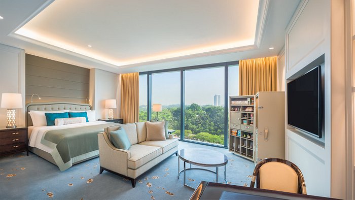 The St. Regis Kuala Lumpur deluxe room