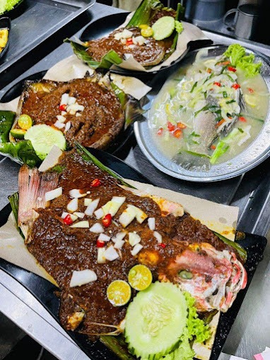 Amysha Village Ikan Bakar & Seafood Kota Tinggi food