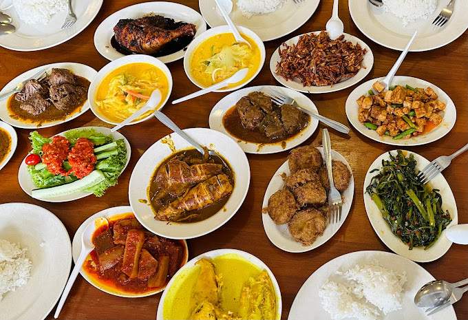 Hjh Maimunah Restaurant and Catering menu