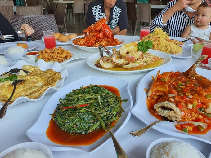 Top 18 Best & Famous Seafood Restaurant In Desaru | Food Guide