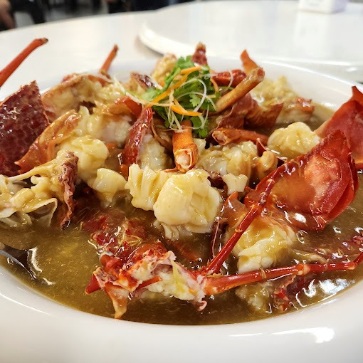 Super Lobster Restaurant food