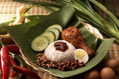 Read more about the article A Gastronomic Journey through Malaysia: Must-Try Foods