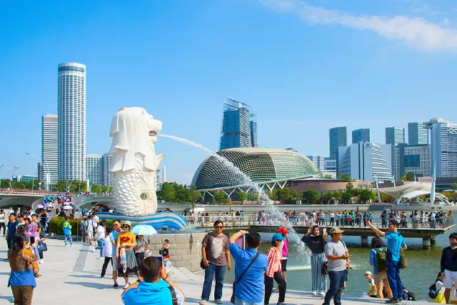 Essential Dos and Don’ts for Tourists Visiting Singapore